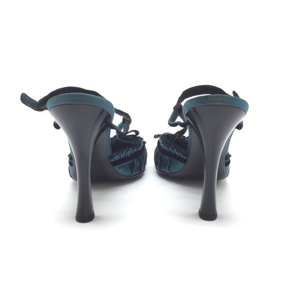 Louis Vuitton Silk and Lace 4.5” Heels - Picture 4 of 6